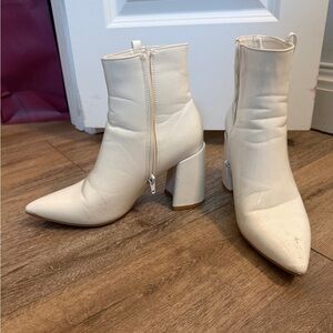 Boohoo White Pointed Toe Block Heel Ankle Boots